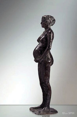 Bronzen beeld ''Vrouw in Verwachting''